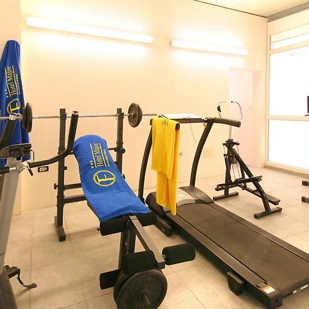 Hotel Major Католика Екстериор снимка