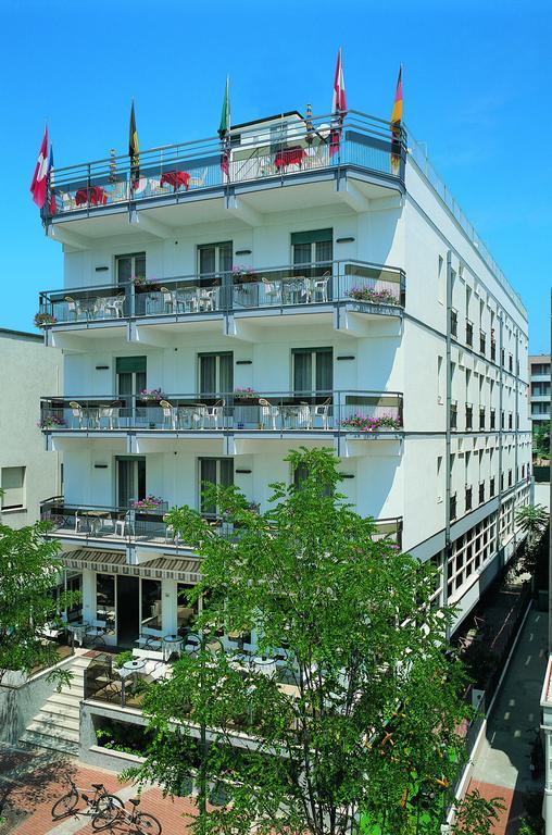 Hotel Major Католика Екстериор снимка